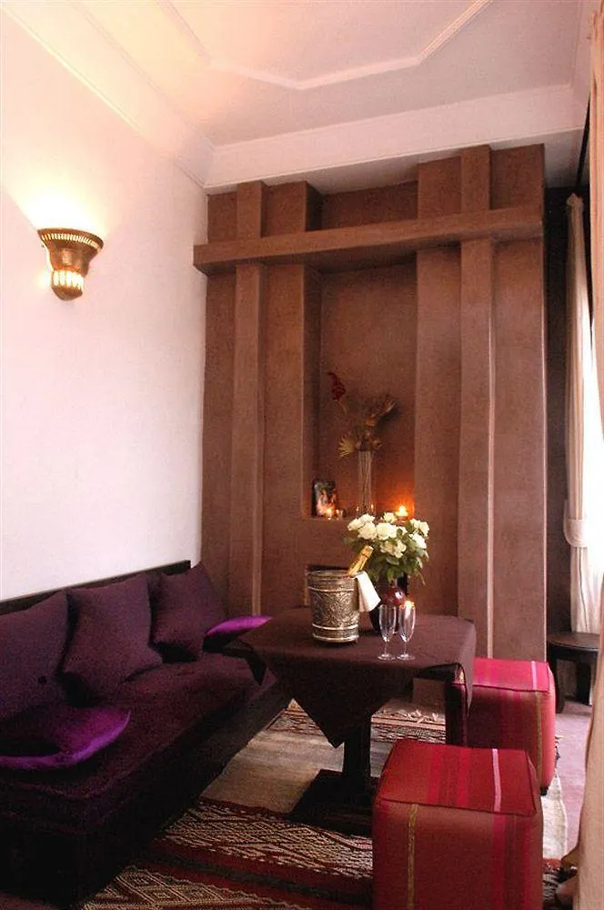 Riad Davia Marrakesh 3*,
